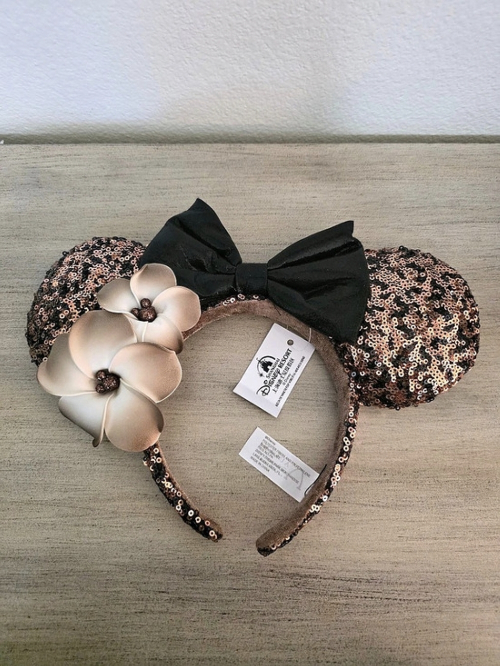 Disney Aulani Disney Resort Floral Sequin Minnie Mouse Ear Headband